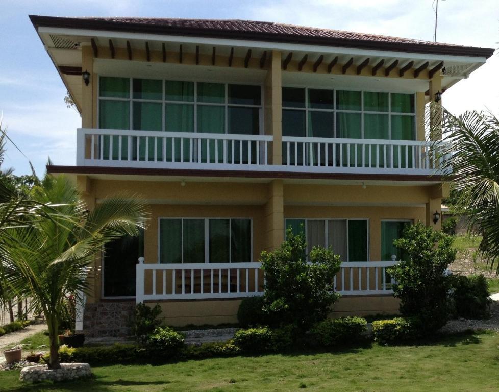 Moalboal Beach Resort Alcantara  الغرفة الصورة