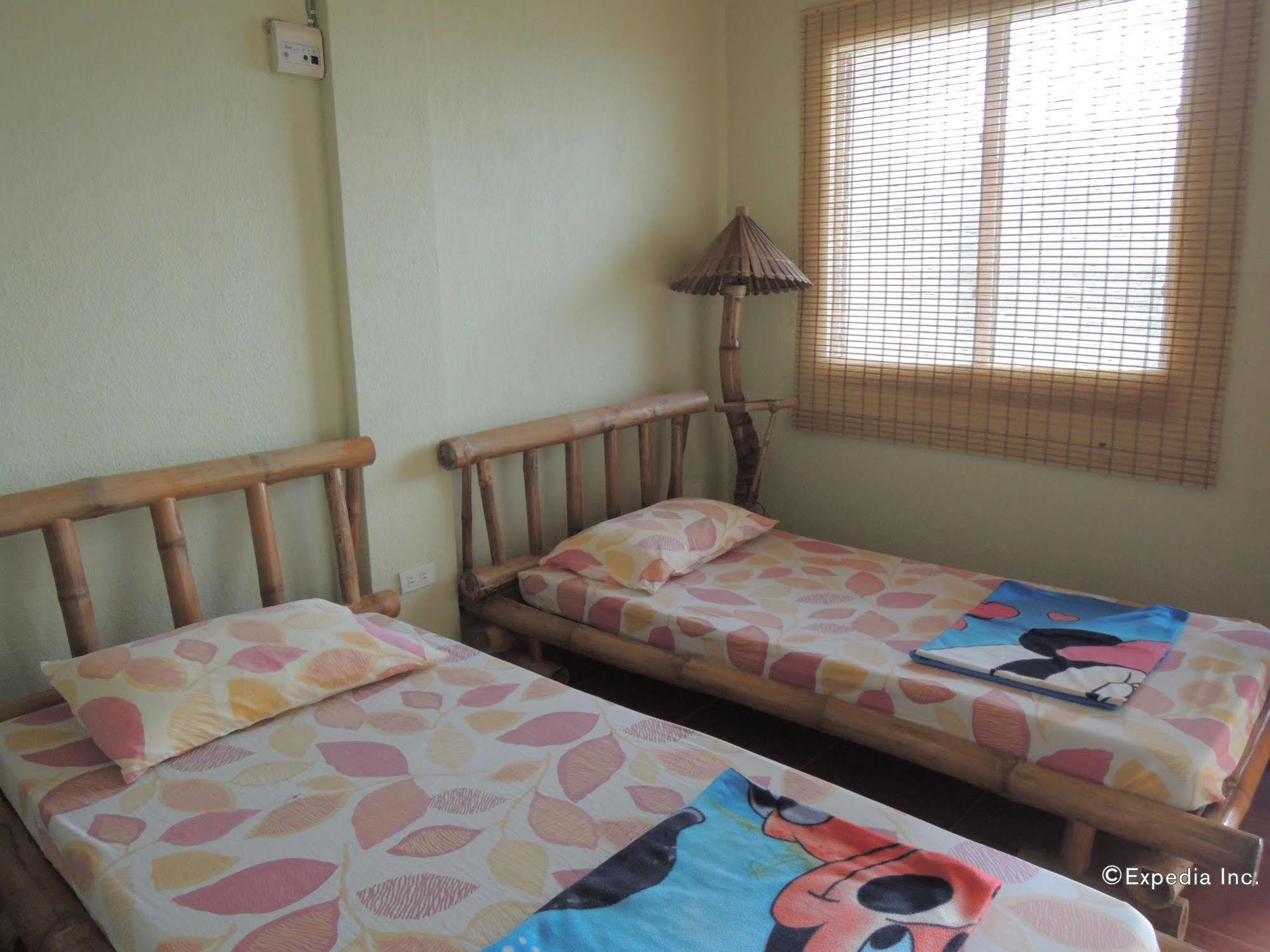 Moalboal Beach Resort Alcantara  المظهر الخارجي الصورة